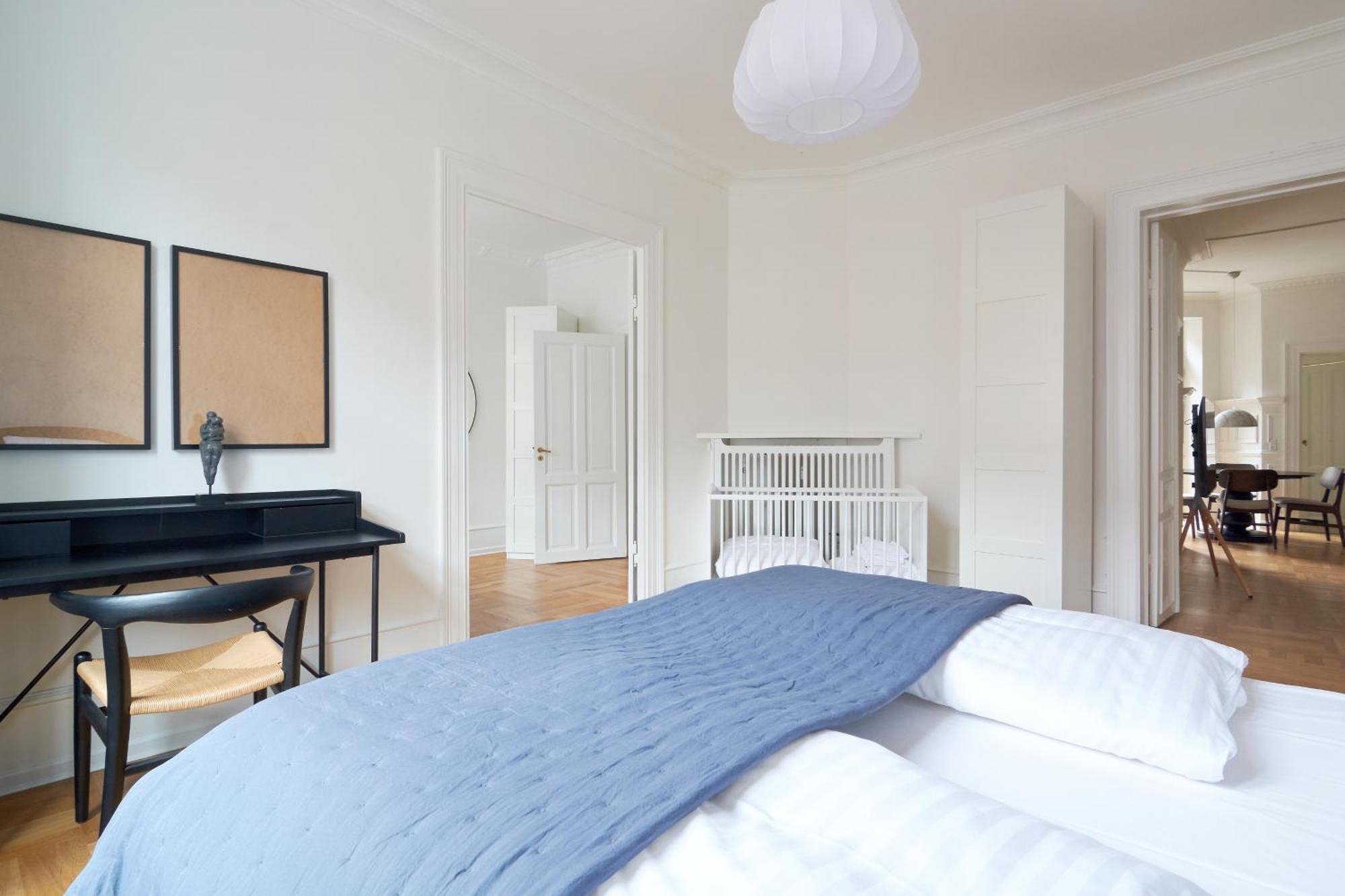 Spacious 3 Bedroom Manor Flat Next To Tivoli Koppenhága Kültér fotó